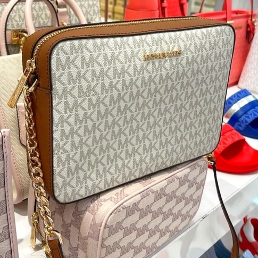 Michael Kors Jet Set Item Large EW Crossbody Vanilla - Picture 2 of 16